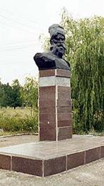 Погруддя К.О.Булавіну2